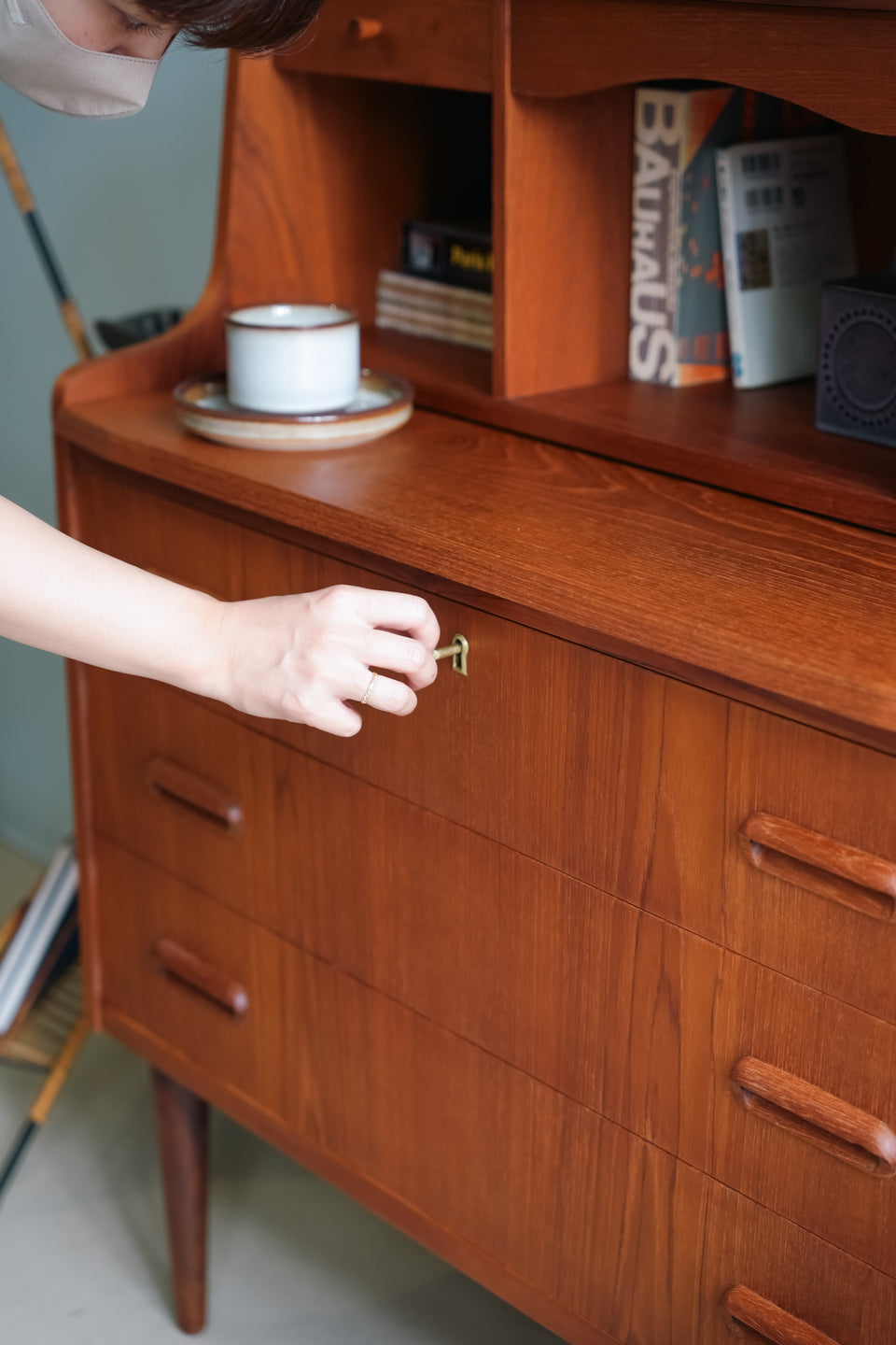 Danish Vintage Writing Bureau with Mirror Teak/デンマークヴィンテージ ライティングビューロー ミラー付き チーク材
