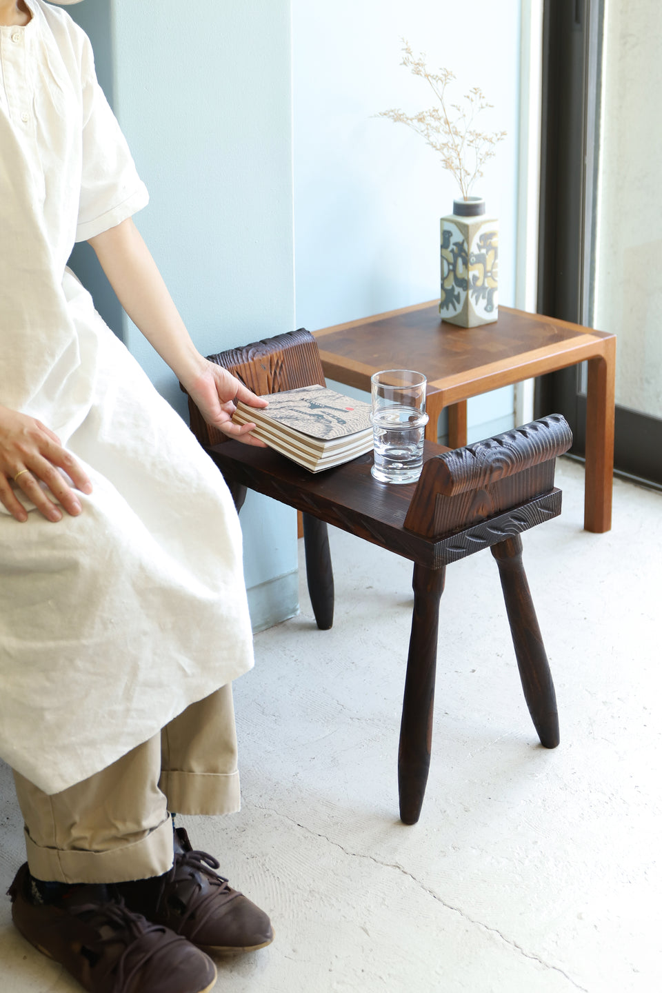 Euro Vintage Side Table with Handle/ヨーロッパヴィンテージ サイドテーブル 持ち手付き