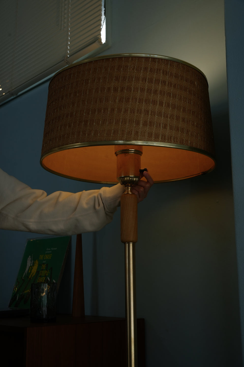 US Vintage Hand-Carved Floor Stand Light/アメリカヴィンテージ フロアスタンド ライト ミッドセンチュリー