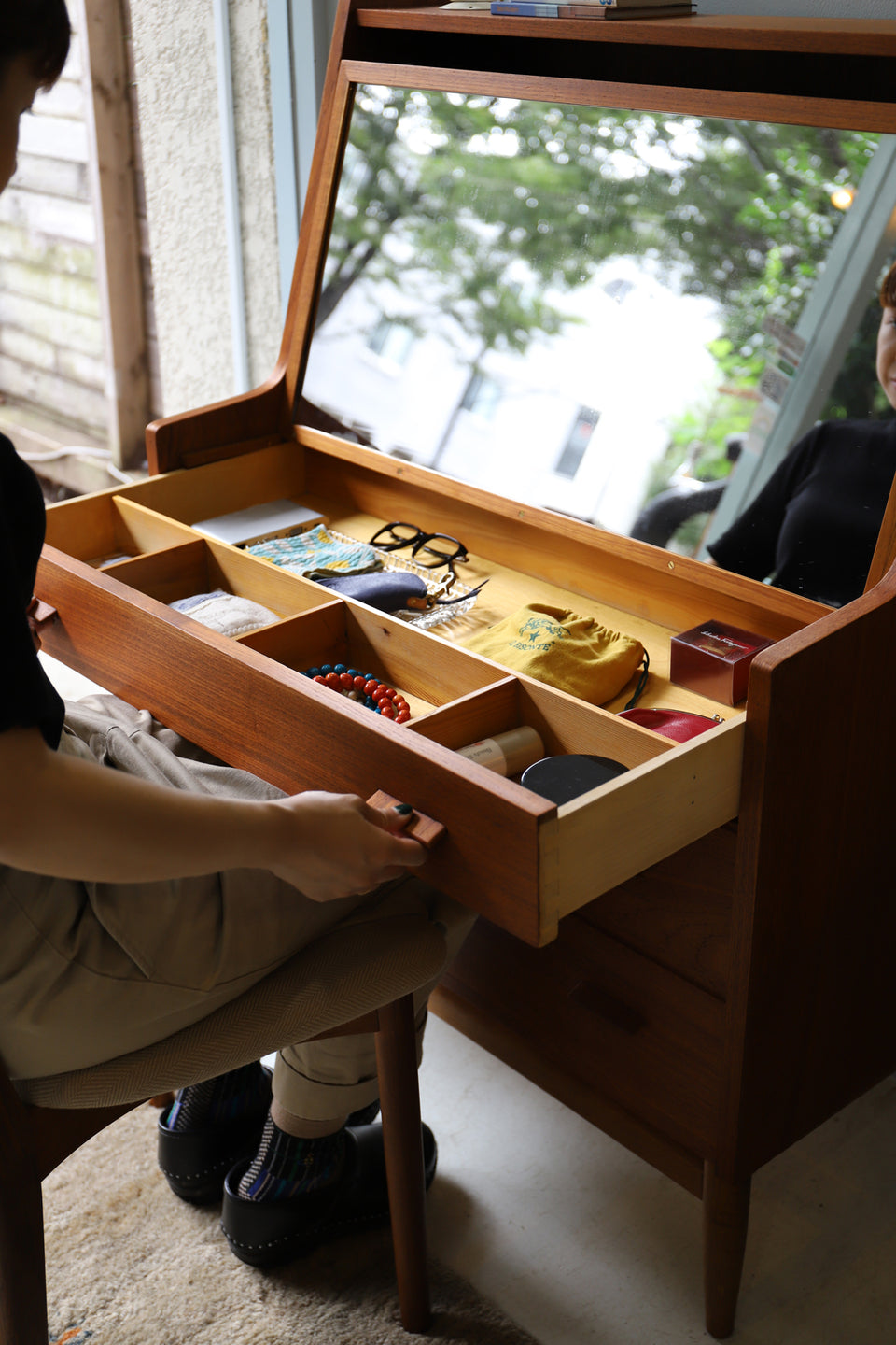 Danish Vintage Writing Desk Bureau Dresser/デンマーク ヴィンテージ ライティング ビューロー 北欧モダン デスク チェスト