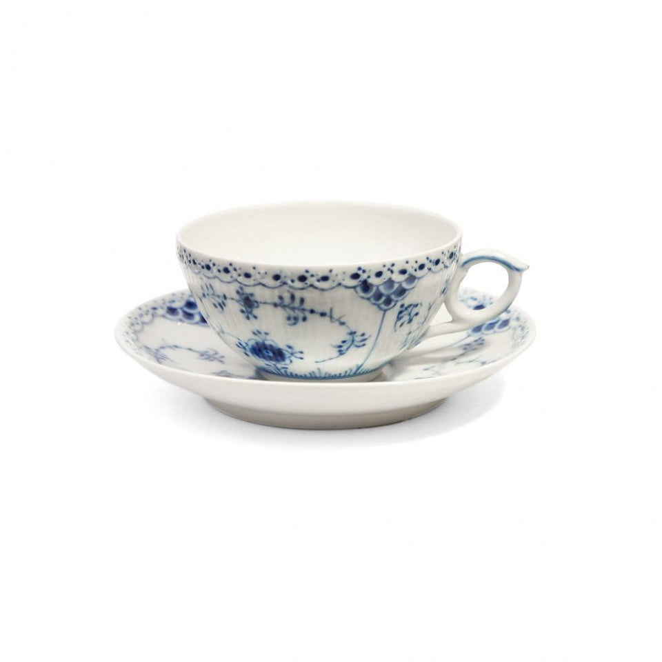 Royal Copenhagen Blue Fluted Half Lace Tea Cup and Saucer/ロイヤルコペンハーゲン ブルーフルーテッド ハーフレース ティーカップ&ソーサー 4