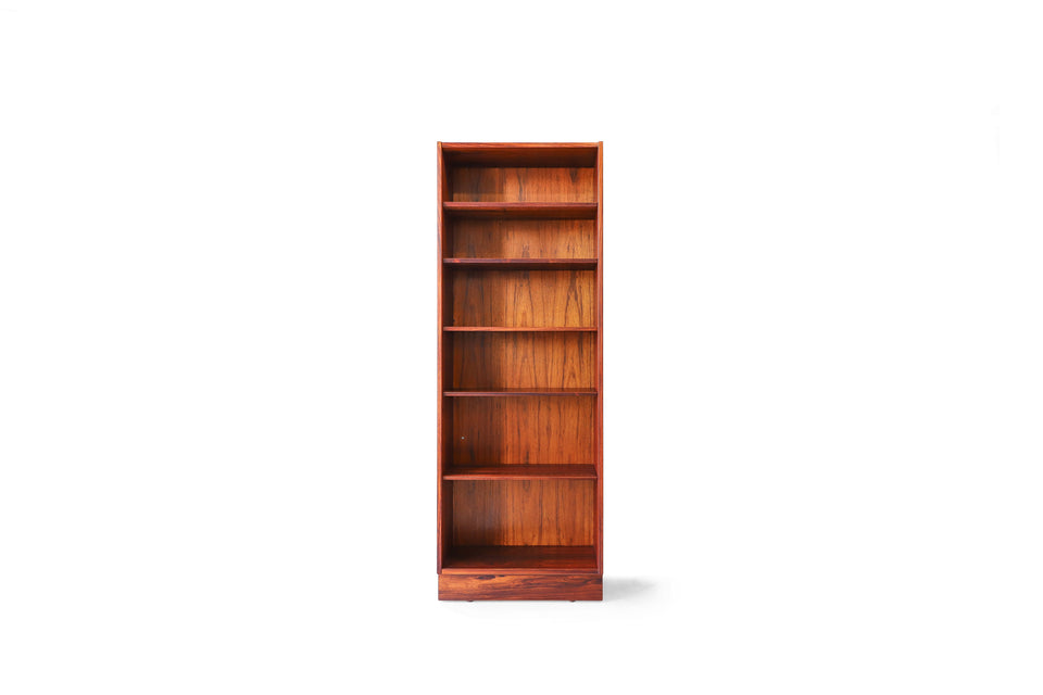 Slim Bookcase Rosewood Hundevad&Co. Danish Vintage/デンマークヴィンテージ スリムブックケース 本棚 ローズウッド 収納 北欧インテリア