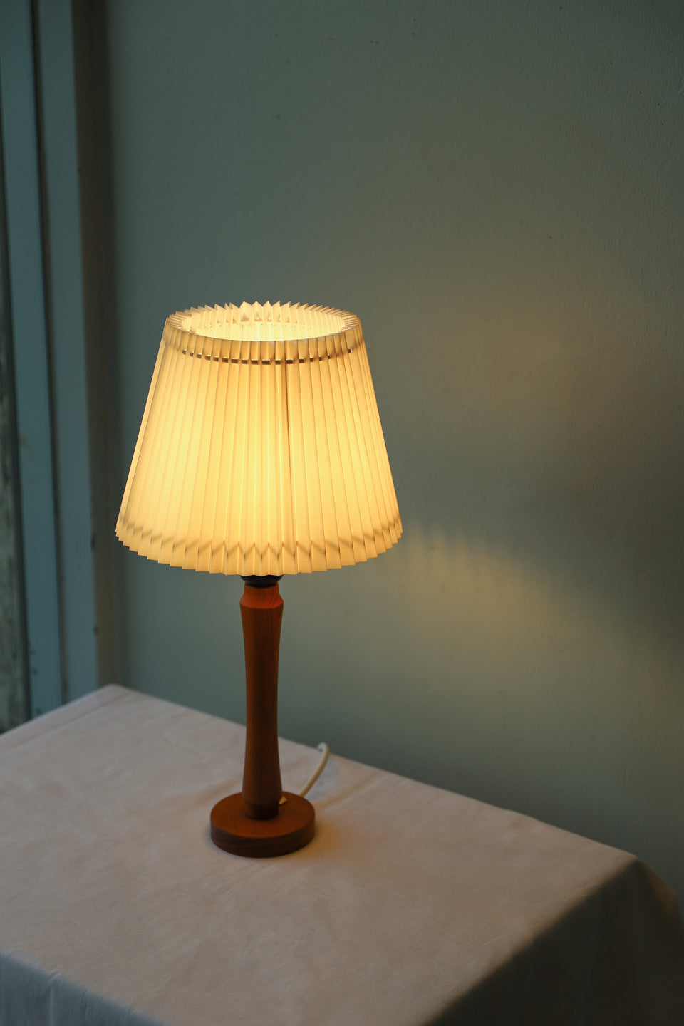 Small Teak Table Lamp Danish Vintage/デンマークヴィンテージ テーブルランプ チーク材 照明 北欧インテリア