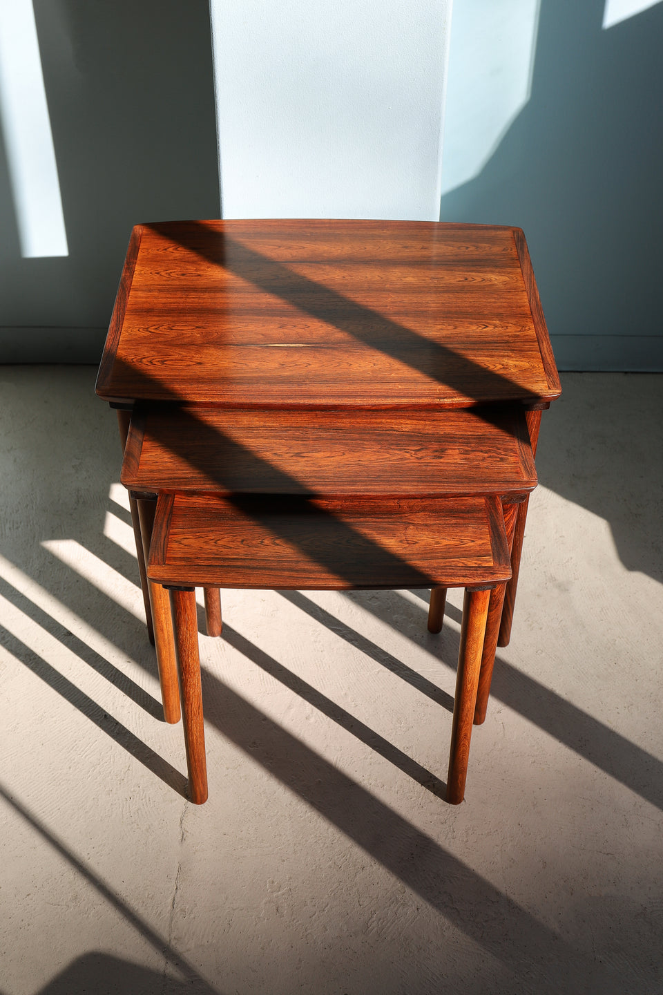 デンマークヴィンテージ ネストテーブル ローズウッド サイドテーブル 北欧家具/Rosewood Nesting Table Danish  Vintage – FURUICHI/古一