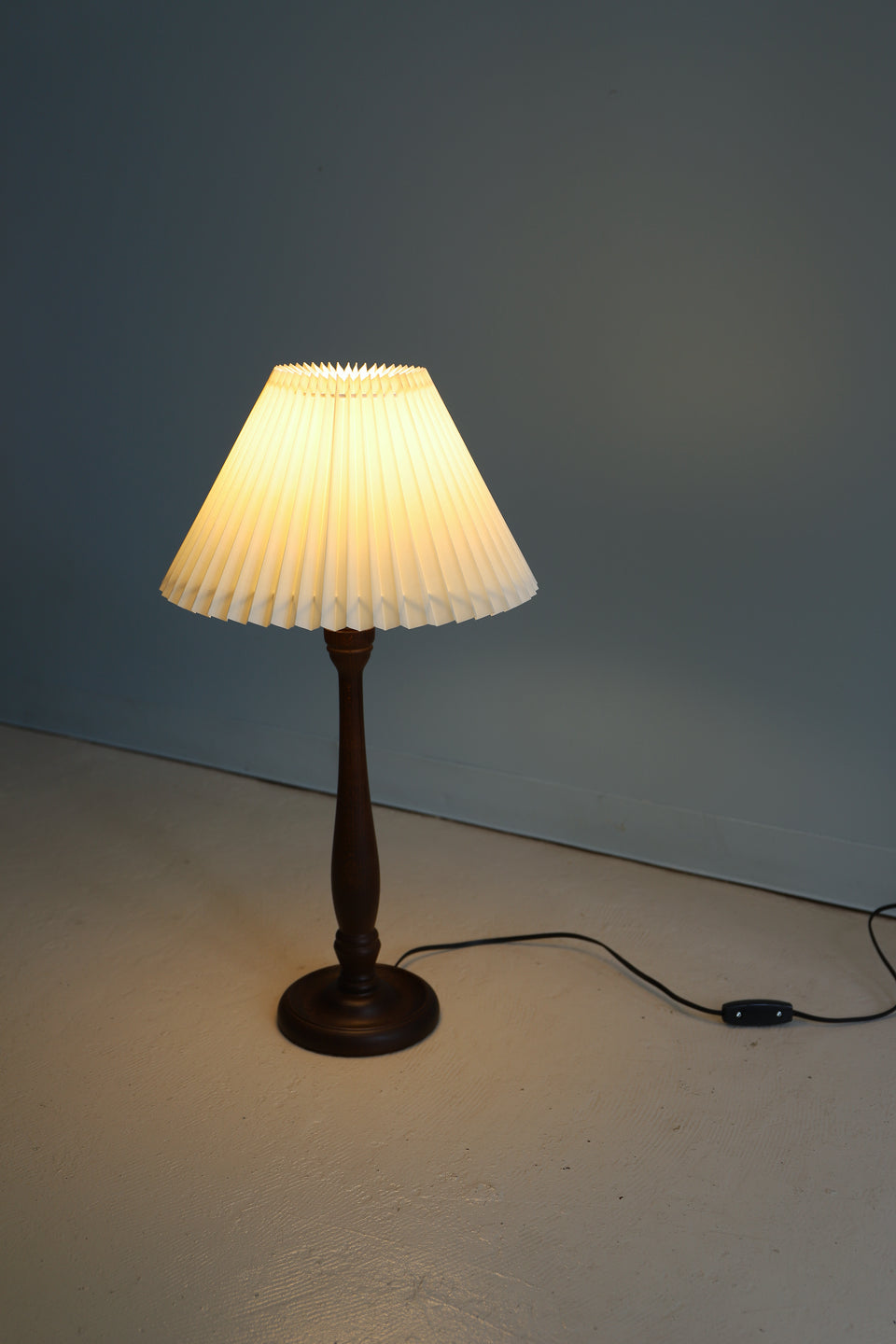 Laura Ashley Wooden Table Lamp/ローラアシュレイ 木製テーブルランプ 間接照明 インテリア
