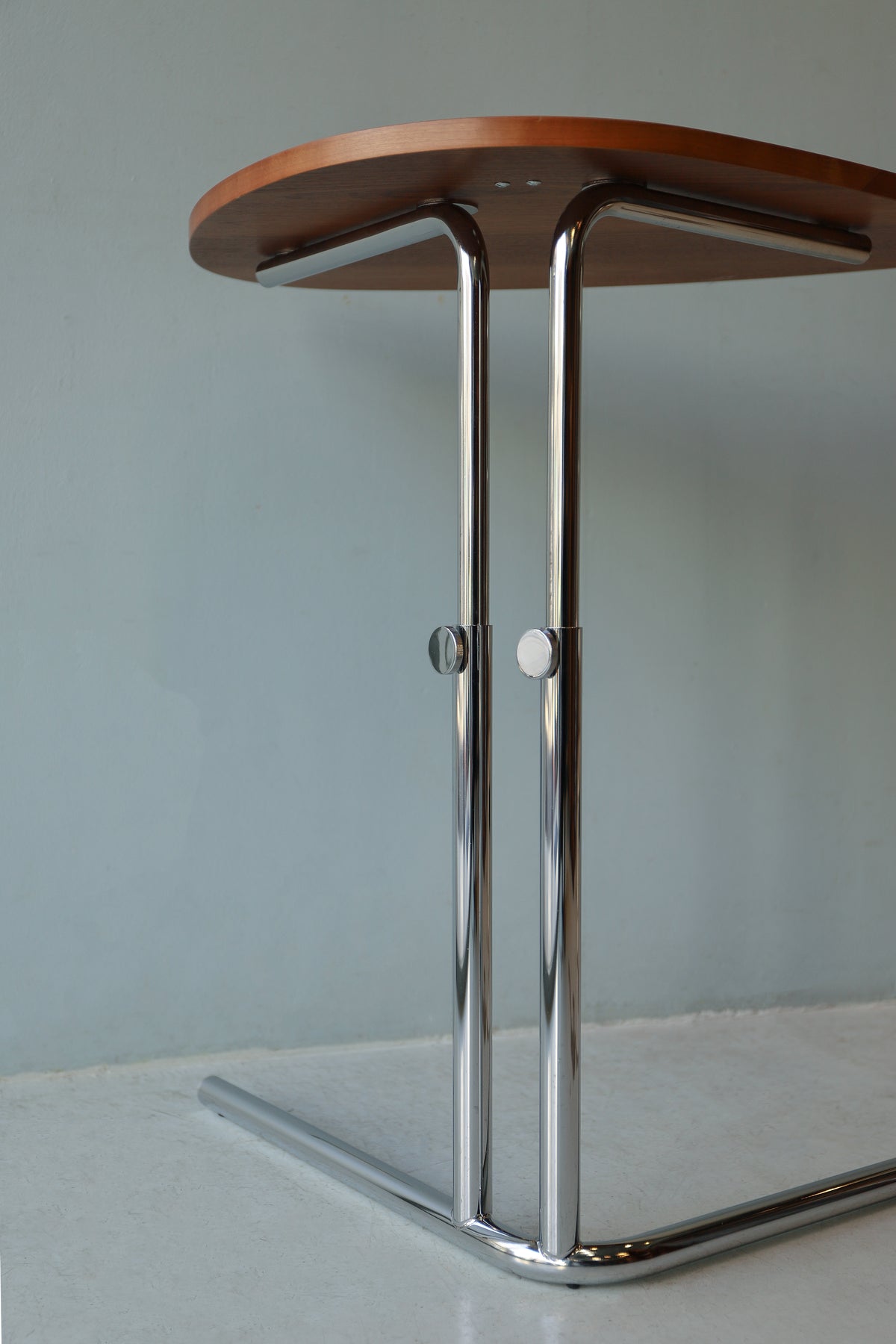 テクタ サイドテーブル チェリー アクタス/TECTA Side Table K22