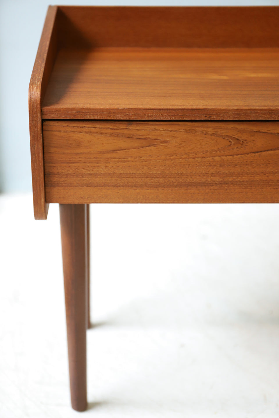 Danish Vintage Teakwood Night Table/デンマークヴィンテージ ナイトテーブル