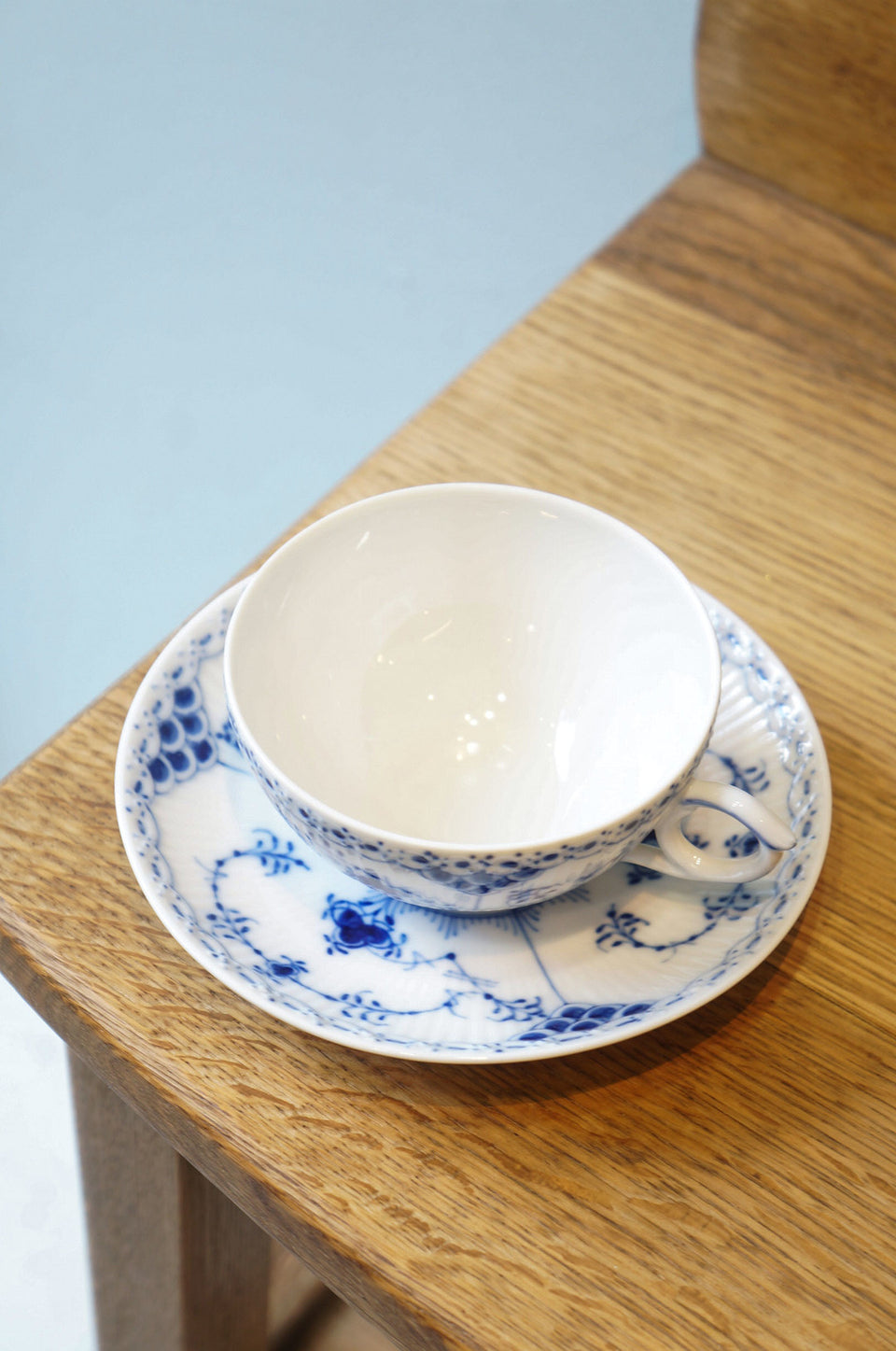 Royal Copenhagen Blue Fluted Half Lace Tea Cup and Saucer/ロイヤルコペンハーゲン ブルーフルーテッド ハーフレース ティーカップ&ソーサー 4