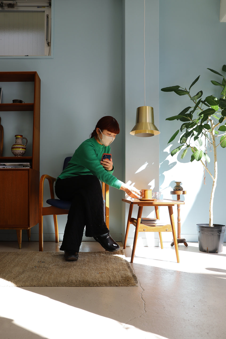 Scandinavian Vintage Side Table with Shelf/北欧ヴィンテージ サイドテーブル チーク材 棚板付き