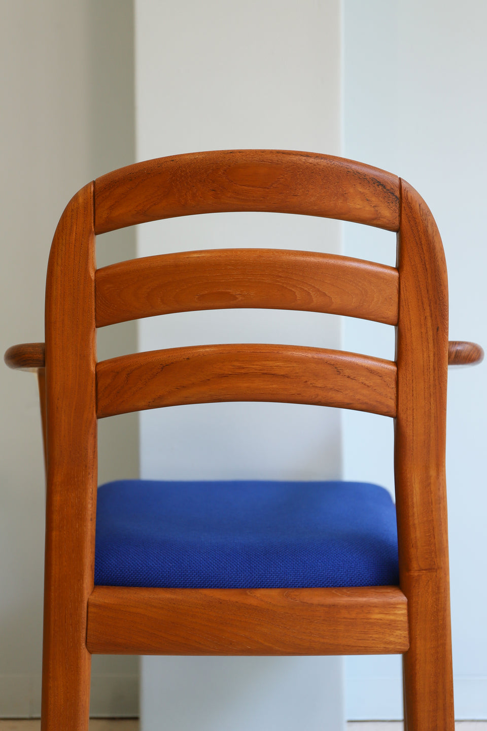 Danish Vintage Dyrlund Arm Chair Teakwood/デンマーク ヴィンテージ デューロン アームチェア チーク材 北欧家具