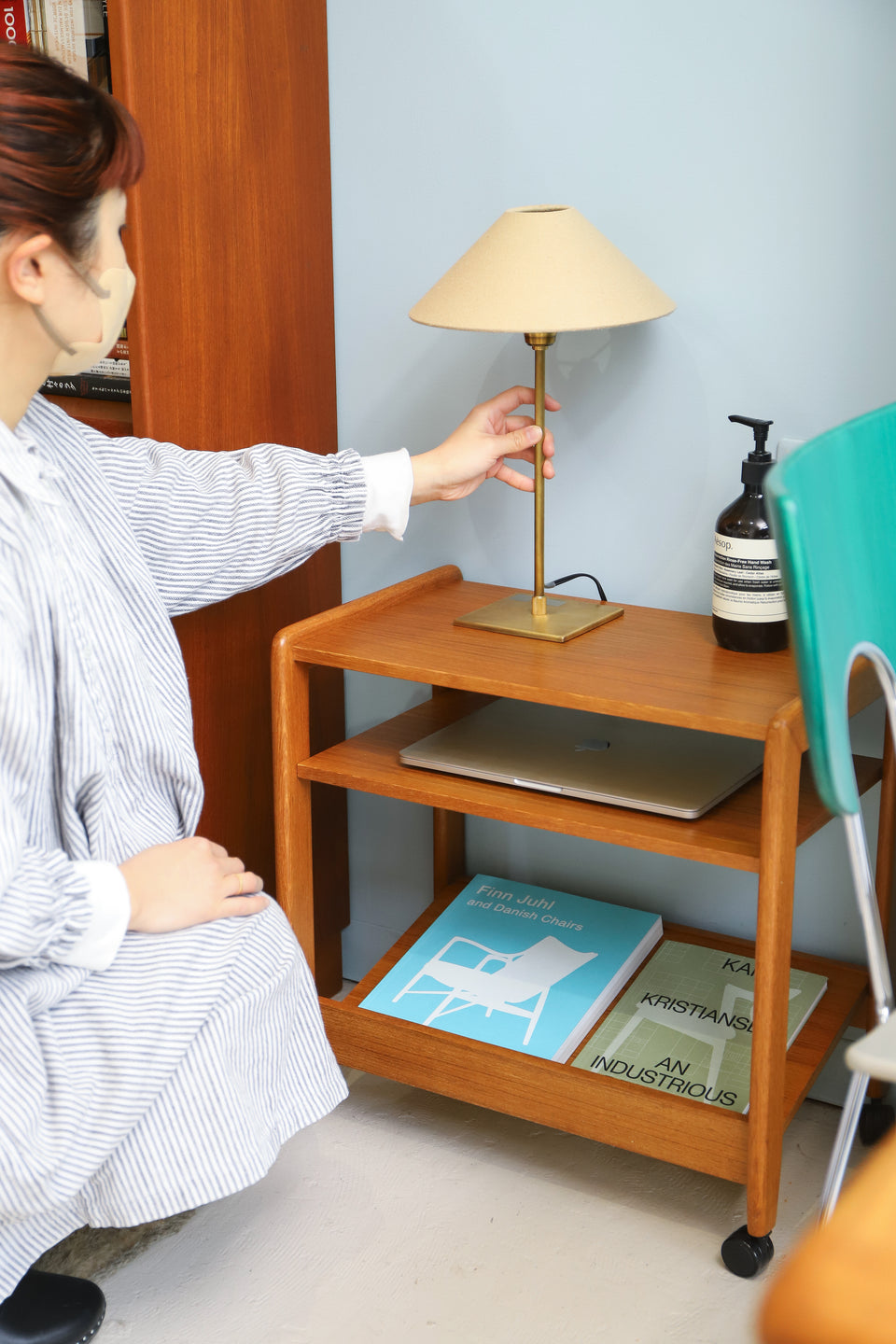 Danish Vintage Caster Side Table with Magazine Rack/デンマークヴィンテージ キャスター サイドテーブル マガジンラック ワゴン