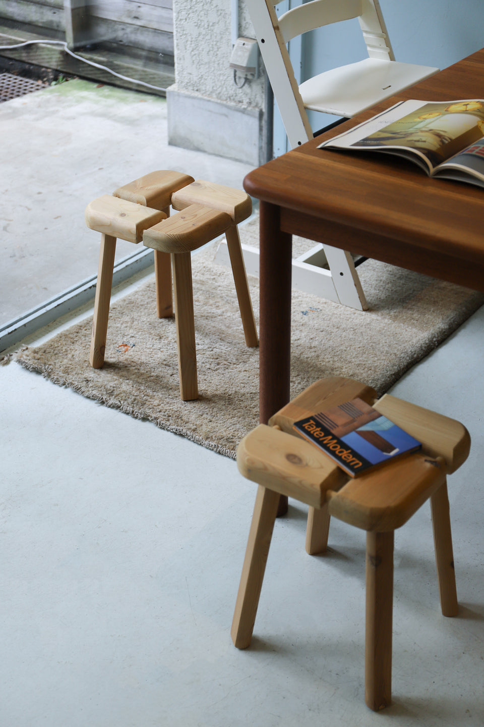 Finnish Vintage Pinewood Stool/フィンランドヴィンテージ スツール 椅子 パイン材