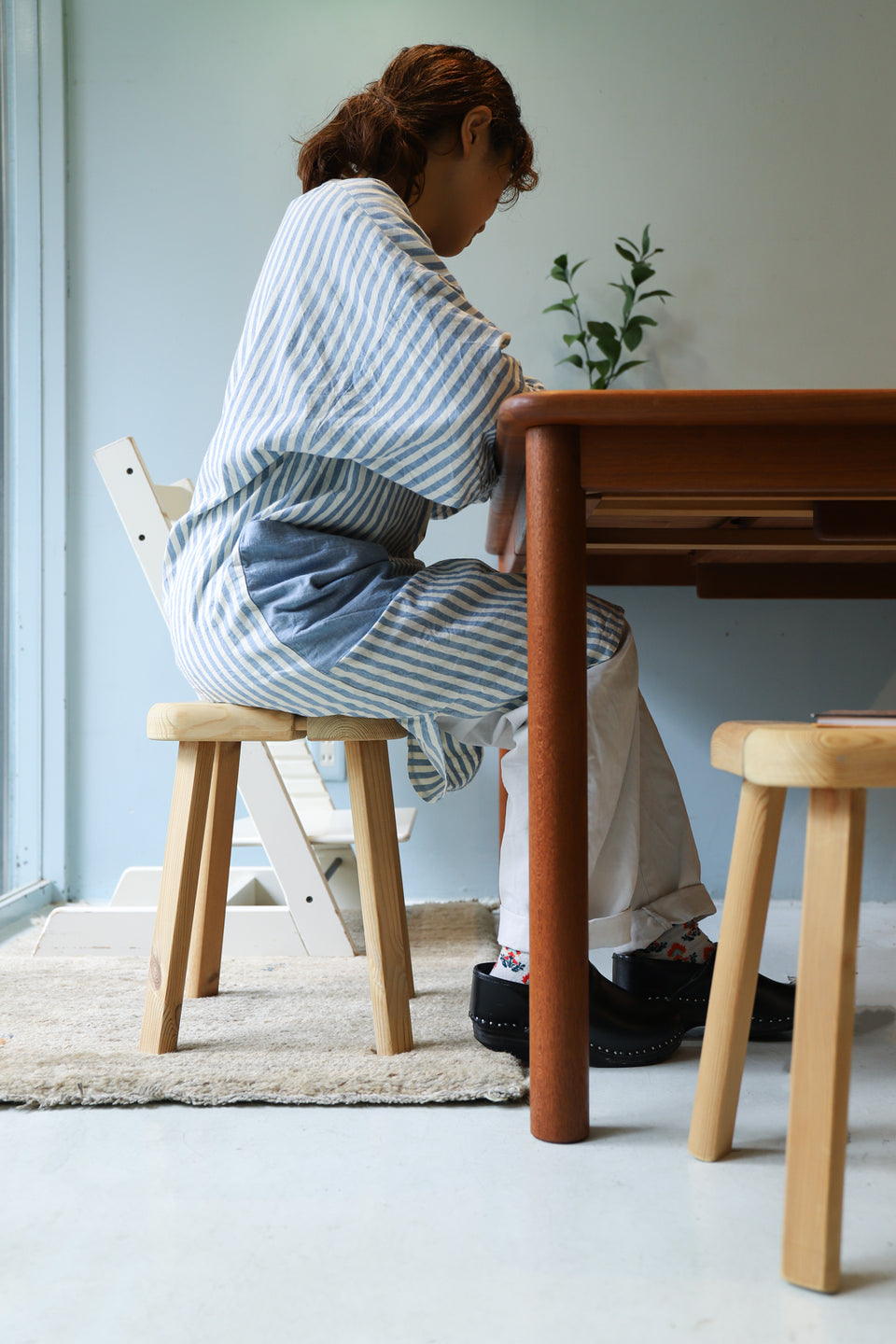 Finnish Vintage Pinewood Stool/フィンランドヴィンテージ スツール 椅子 パイン材