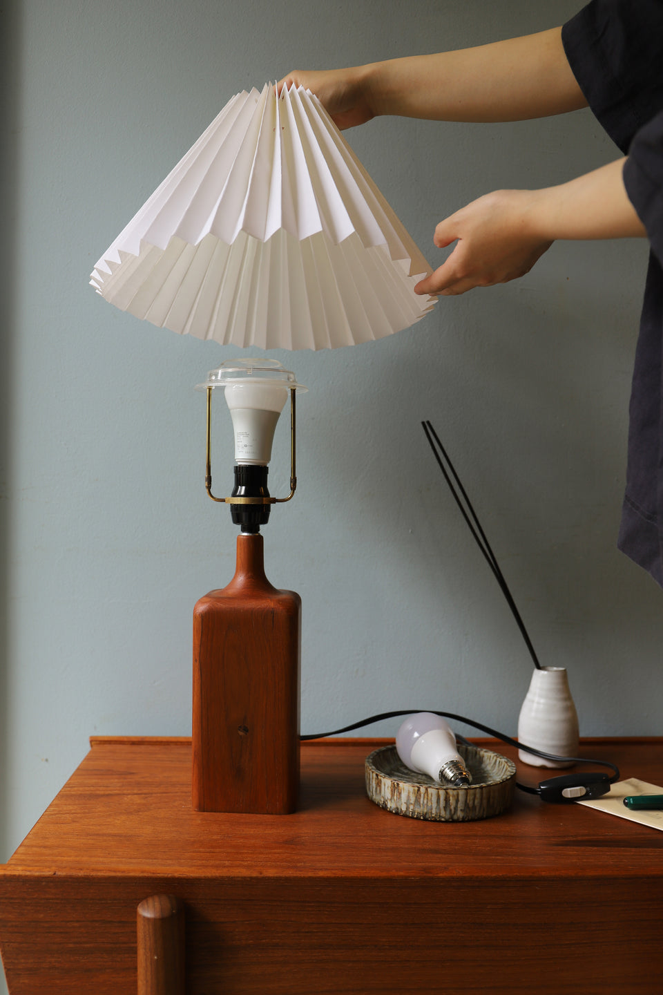 Danish Vintage Teakwood Table Lamp/デンマークヴィンテージ テーブルランプ チーク材