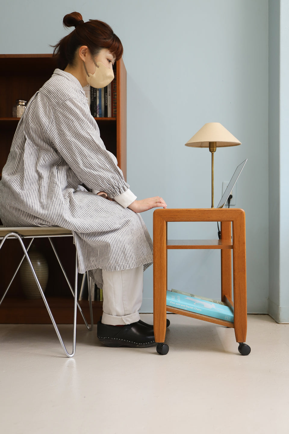 Danish Vintage Caster Side Table with Magazine Rack/デンマークヴィンテージ キャスター サイドテーブル マガジンラック ワゴン