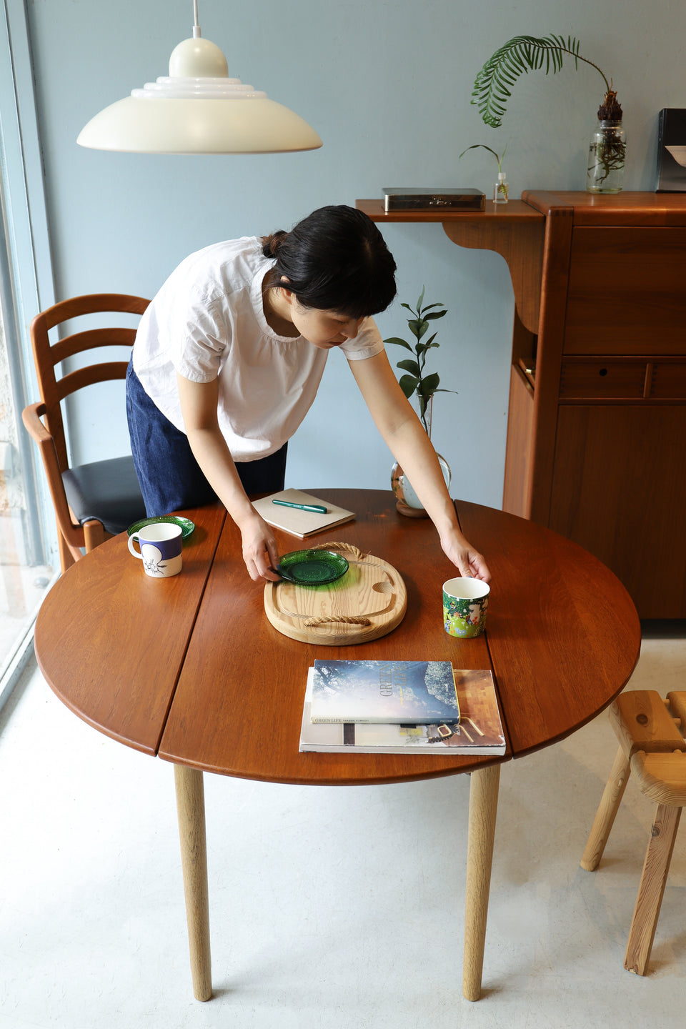 デンマークヴィンテージ ドロップリーフ コーヒーテーブル/Danish Vintage Drop Leaf Coffee Table –  FURUICHI/古一