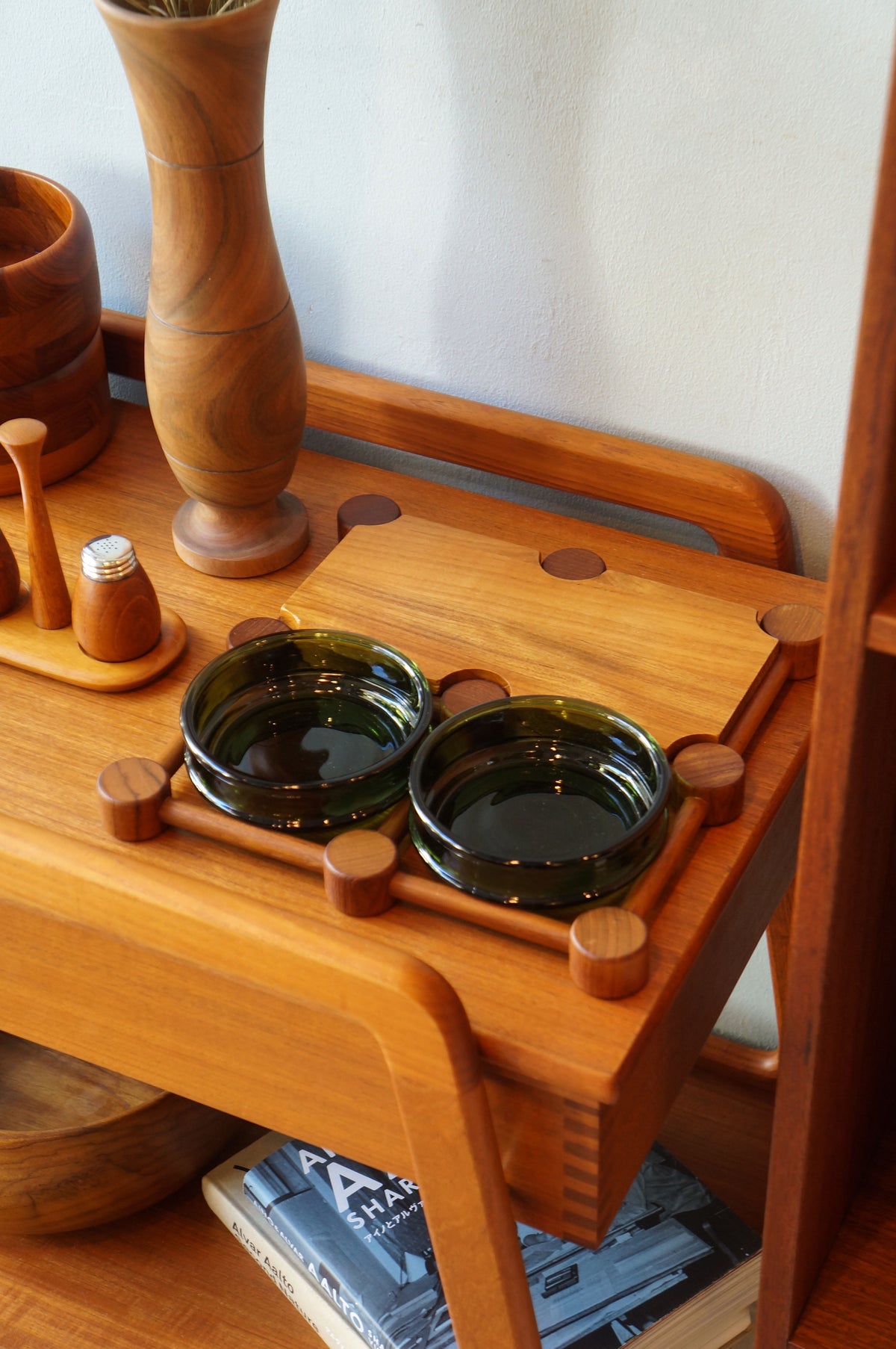 ビンテージ】 デンマーク NISSEN チーク Teak 木製 無垢材 トレイ DSC07354_1200x.jpg?v=1634617497